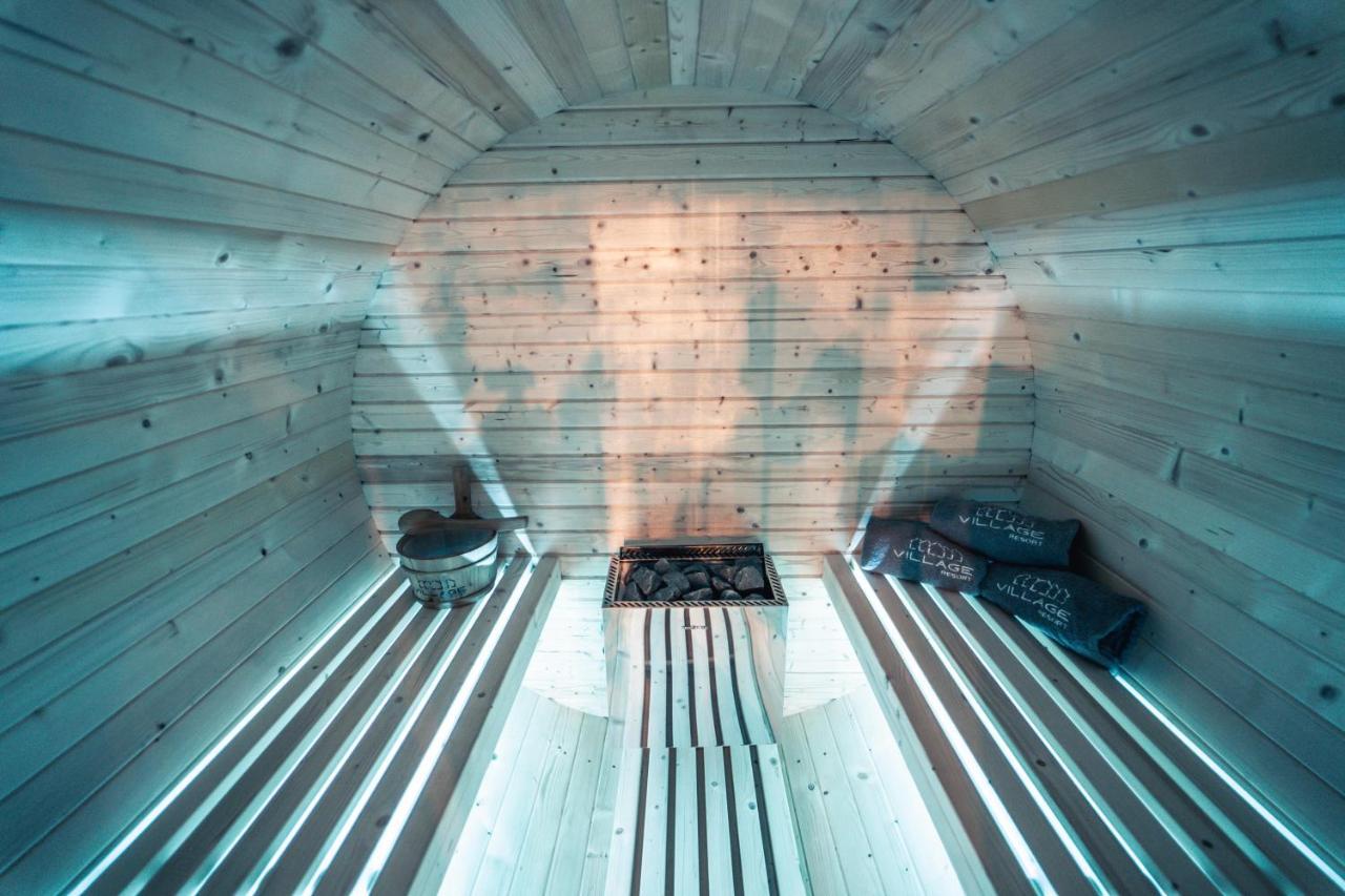 Village Resort Sauna & Jacuzzi & Netflix Tworkowa エクステリア 写真