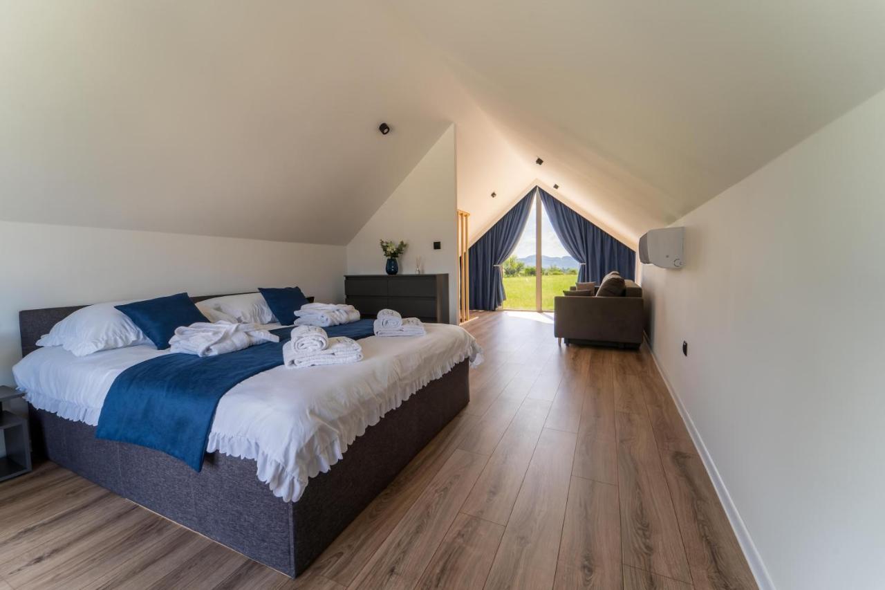 Village Resort Sauna & Jacuzzi & Netflix Tworkowa エクステリア 写真